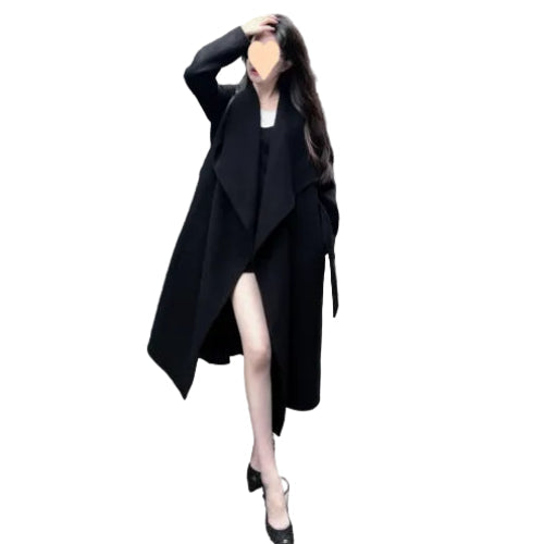 Elegant women's commuter coat with belt